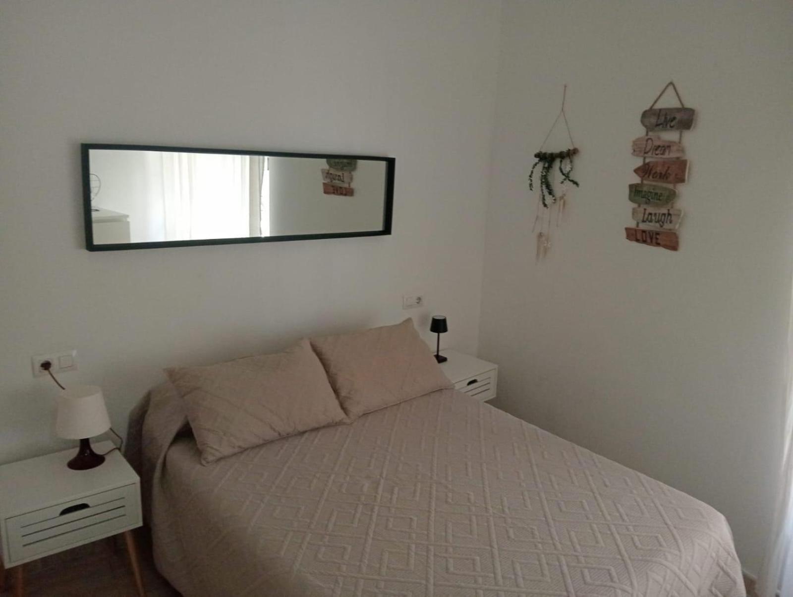 סביליה Apartamento Privado En Alameda De Hercules מראה חיצוני תמונה